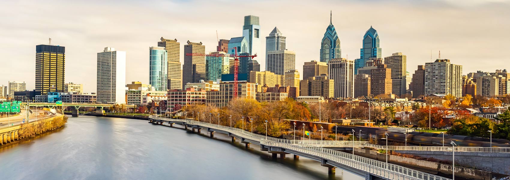 Midday Philadelphia skyline